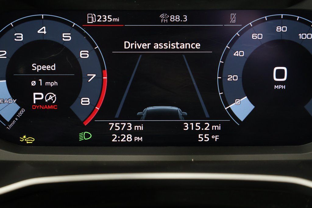 Thumbnail: 2025 Audi Q3 - 17