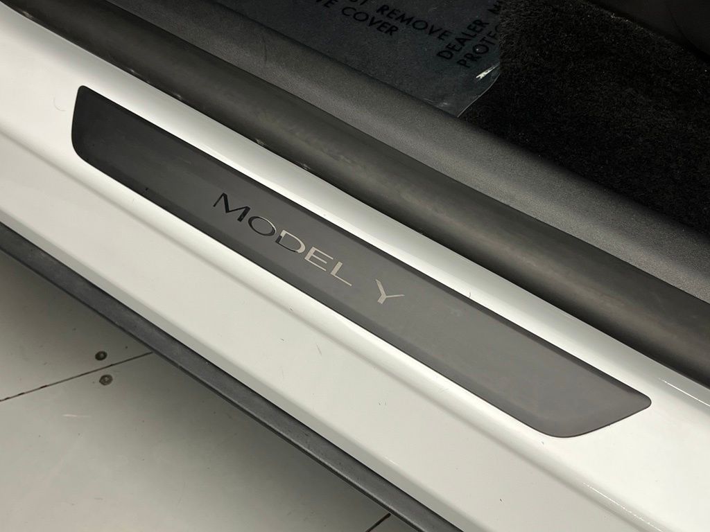 Thumbnail: 2022 Tesla Model Y - 28