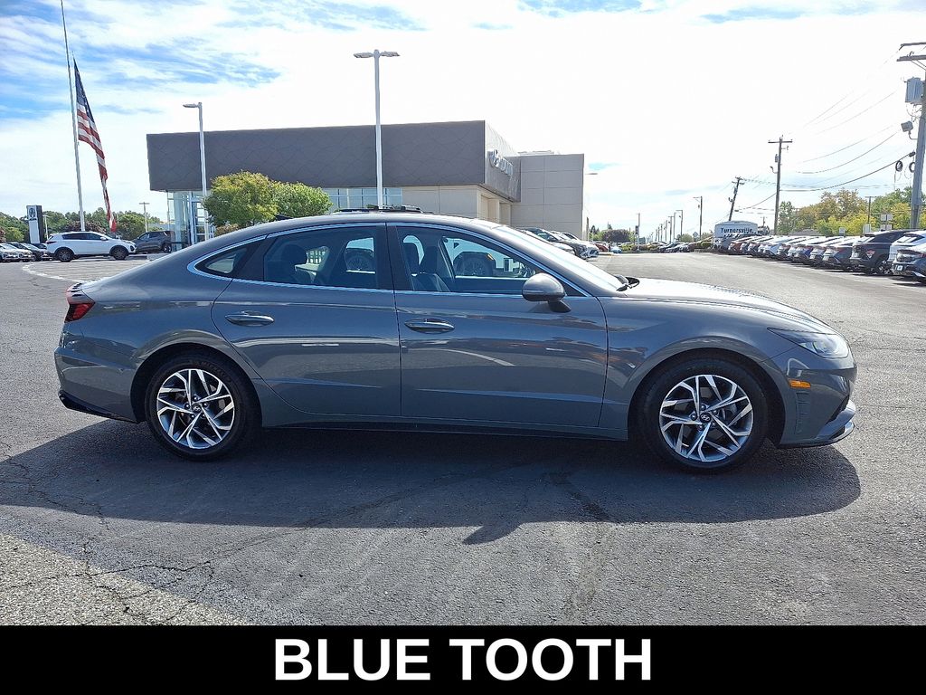 Thumbnail: 2023 Hyundai Sonata - 8