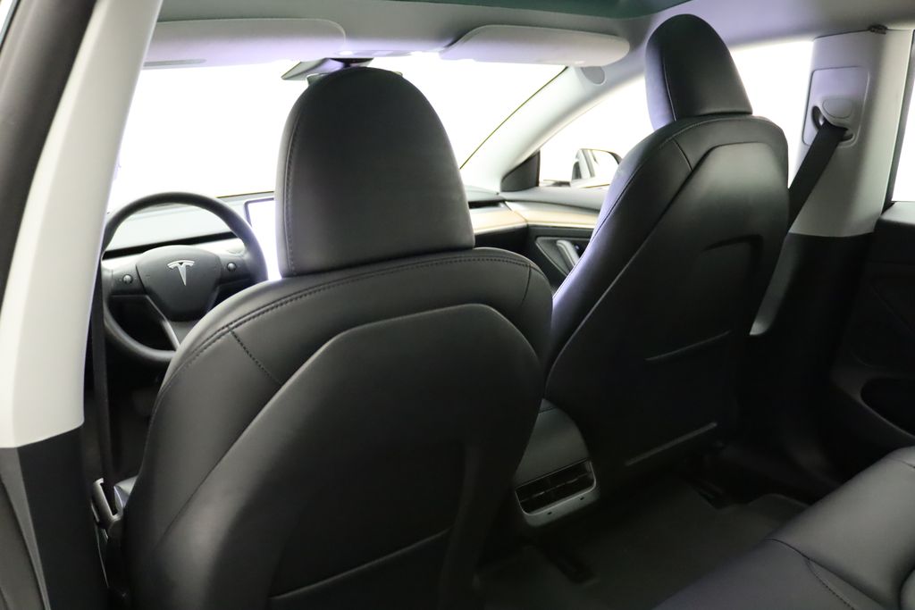 Thumbnail: 2023 Tesla Model 3 - 20