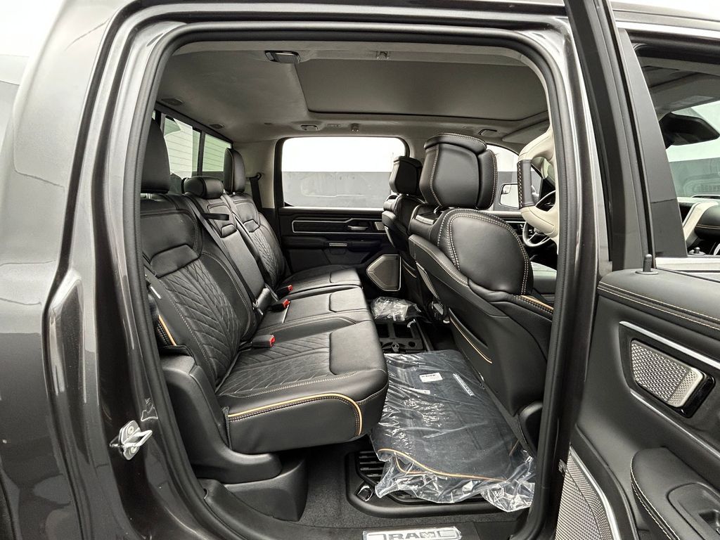 New 2026 Granite Crystal Metallic Clearcoat Ram Tungsten image 43