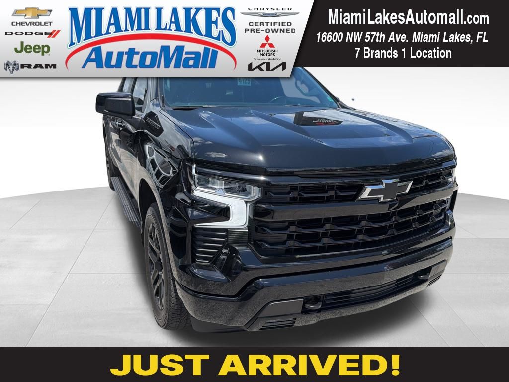 2025 Chevrolet Silverado 1500 RST Crew Cab Short Box's photo