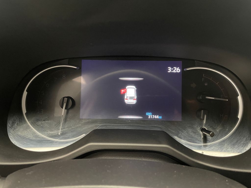 Thumbnail: 2021 Toyota RAV4 - 24