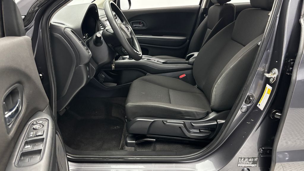Thumbnail: 2018 Honda HR-V - 10