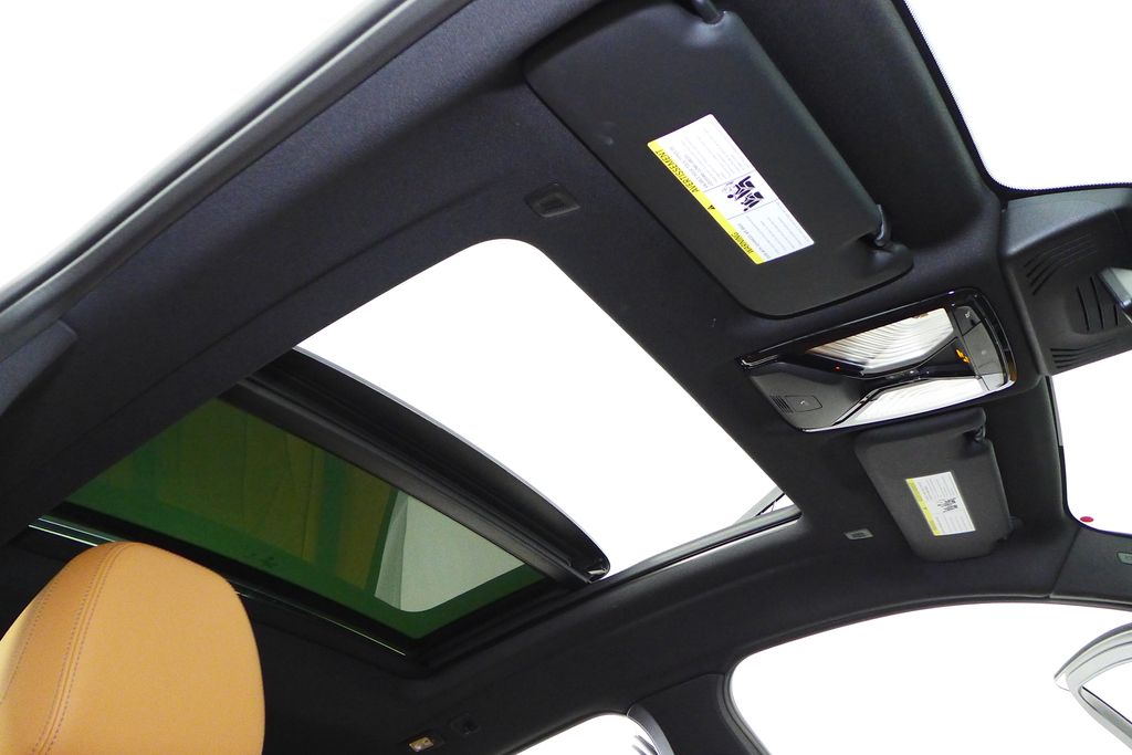 Thumbnail: 2025 BMW X4 - 18