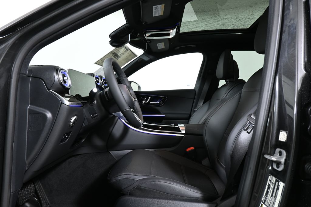 Thumbnail: 2026 Mercedes-Benz GLC - 3