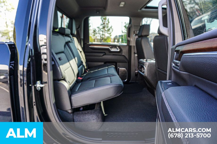 Used 2025 Black GMC Denali image 21