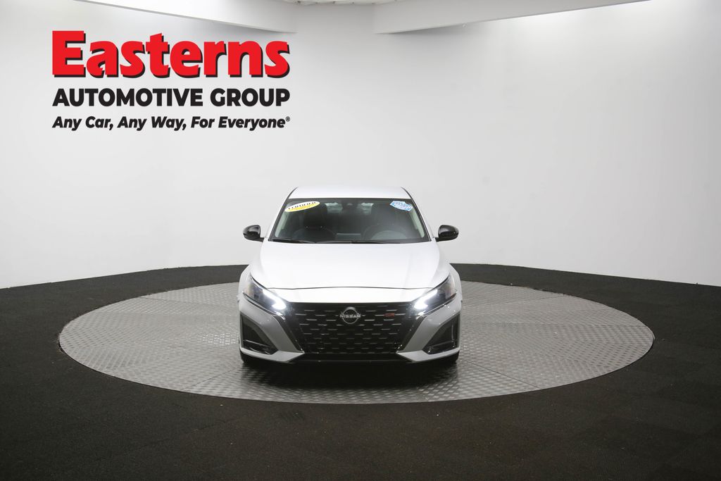 Used 2024 Silver Nissan 2.5 SR image 51