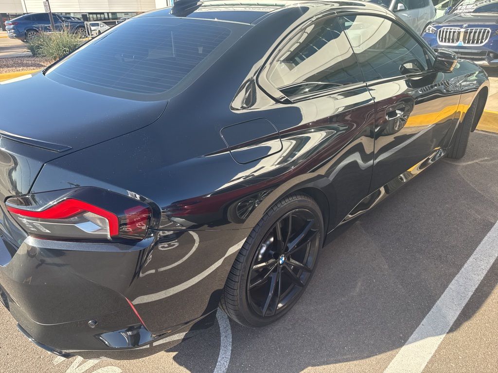 Thumbnail: 2022 BMW 2 Series - 3