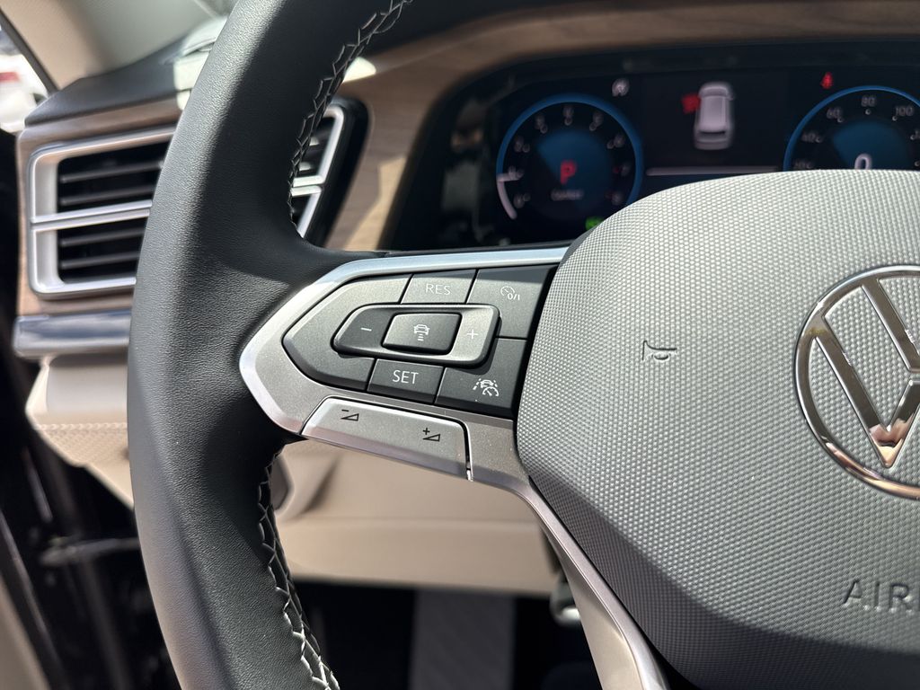 2026 Volkswagen Atlas 2.0T SE Black at DeMontrond Auto Country