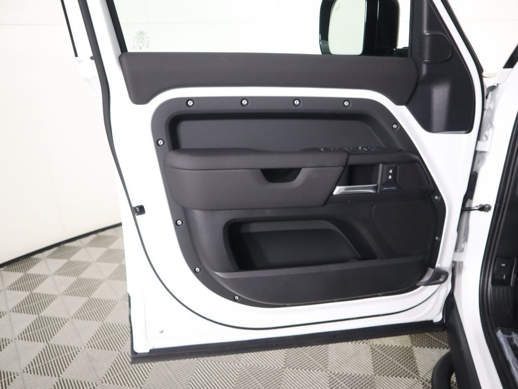 Thumbnail: 2026 Land Rover Defender - 24