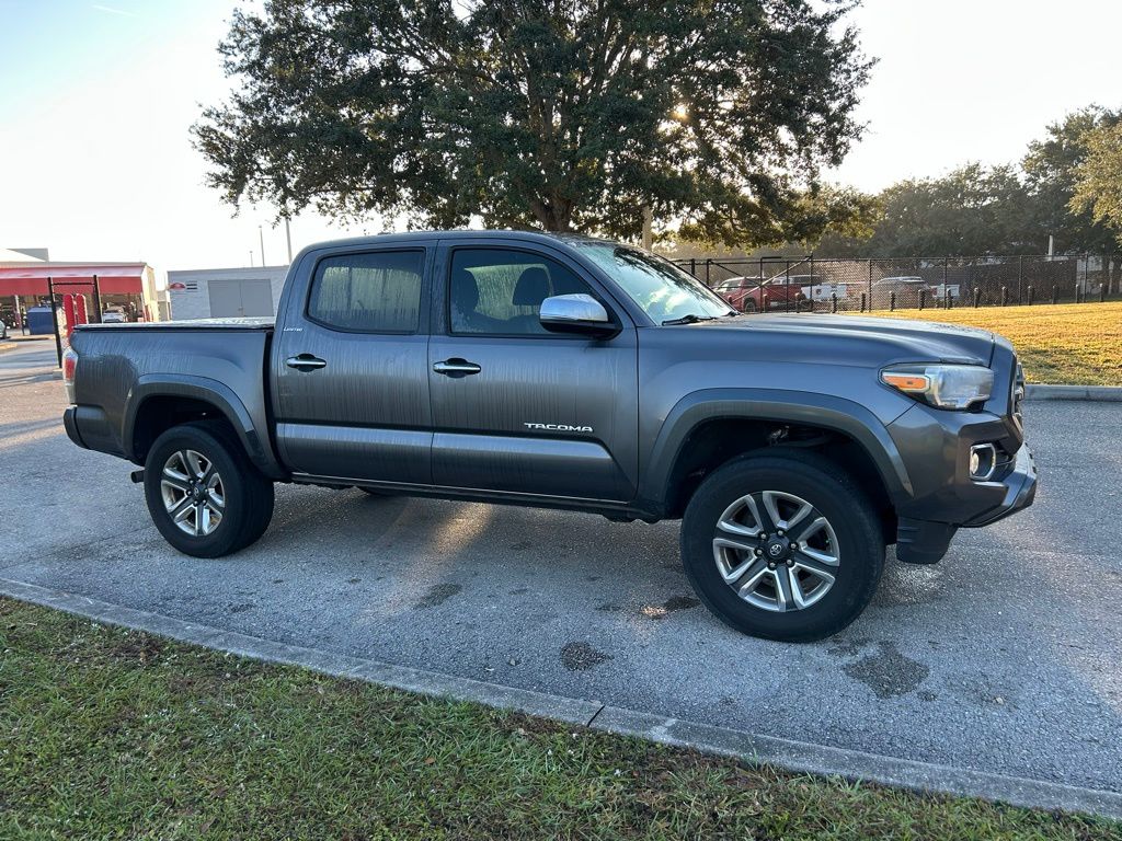 Thumbnail: 2017 Toyota Tacoma - 7