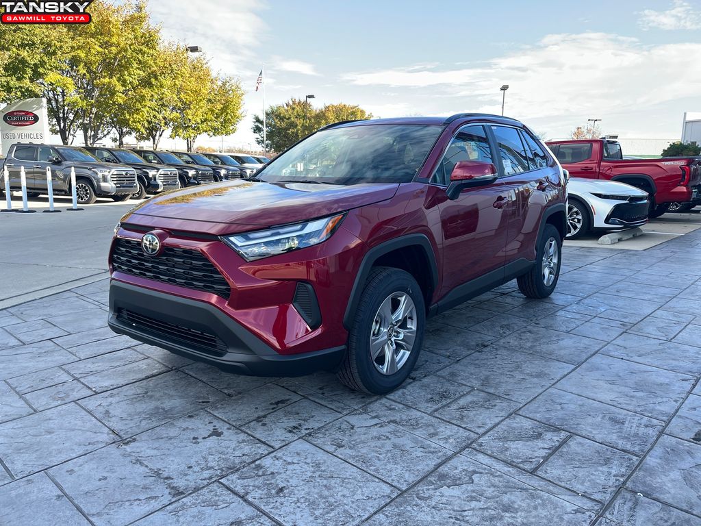 2025 Toyota RAV4 XLE AWD