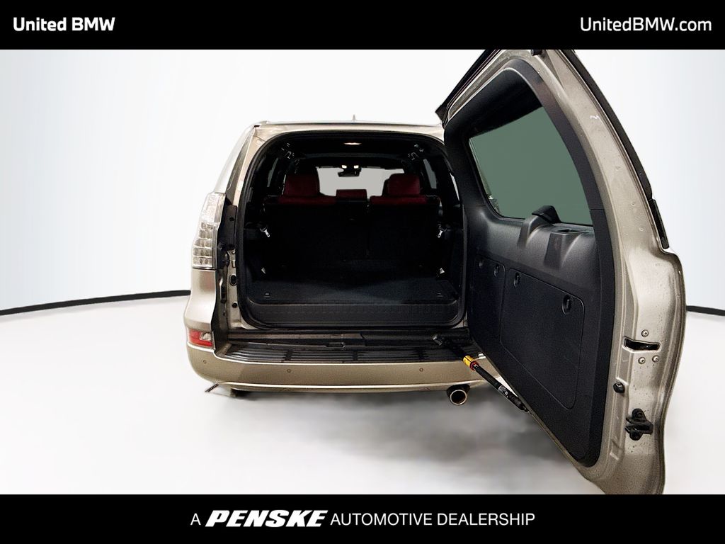 Thumbnail: 2022 Lexus GX - 14