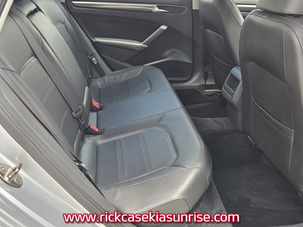 2018 Volkswagen Passat - $11,990