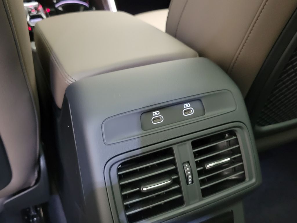 Thumbnail: 2026 Audi Q5 - 21