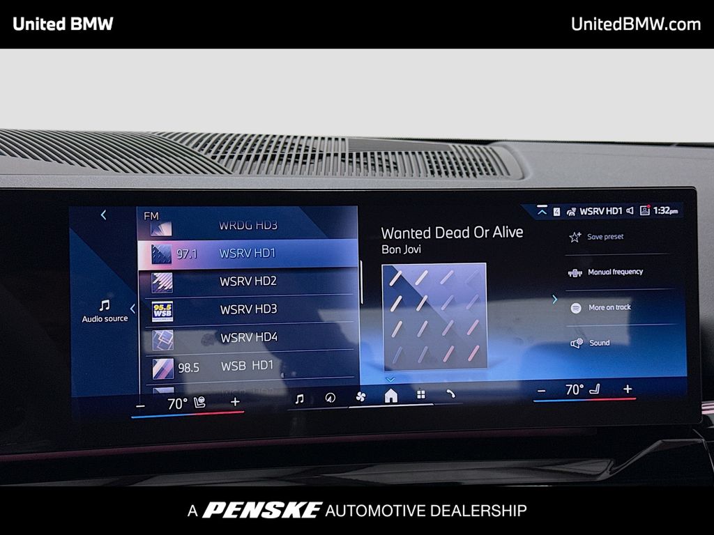 Thumbnail: 2026 BMW 5 Series - 8