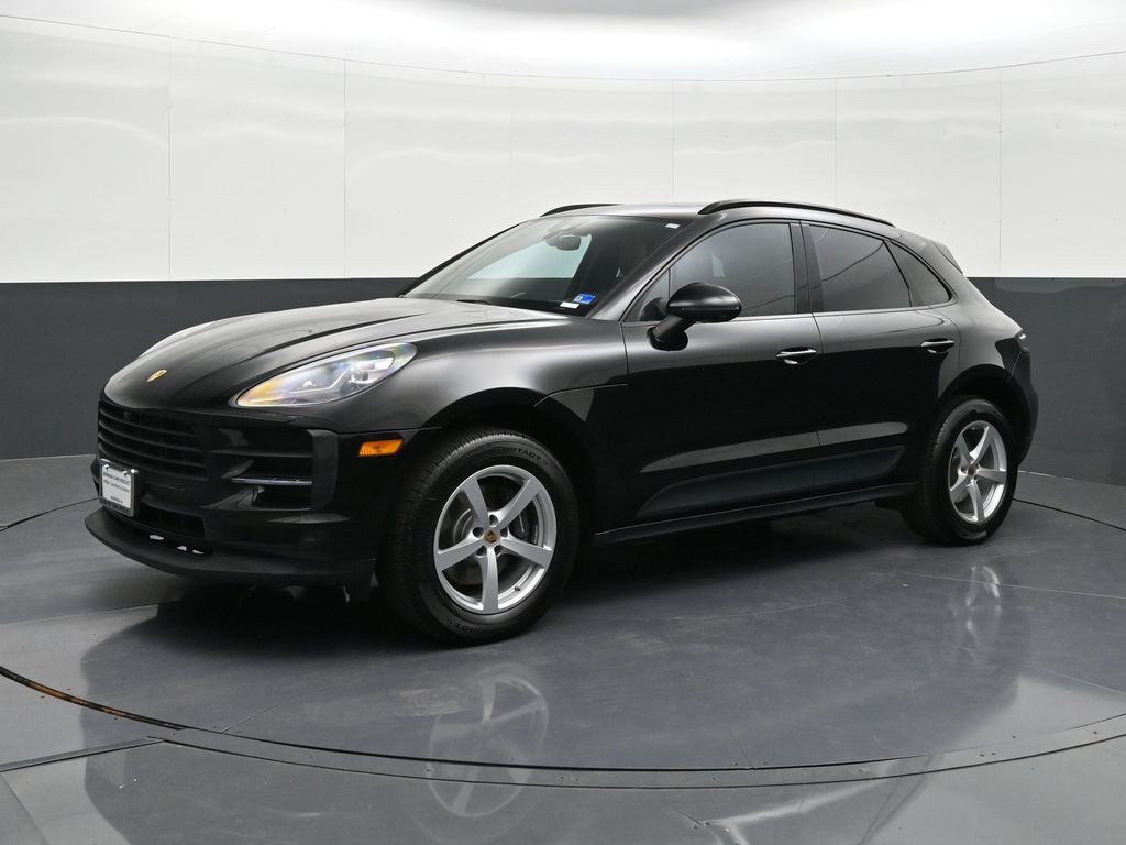 Jet Black Metallic 2019 Porsche Macan AWD SUV / Crossover All-Wheel Drive 7-Speed Automatic