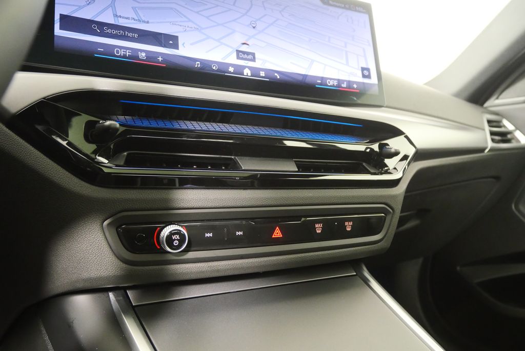 Thumbnail: 2025 BMW 2 Series - 24