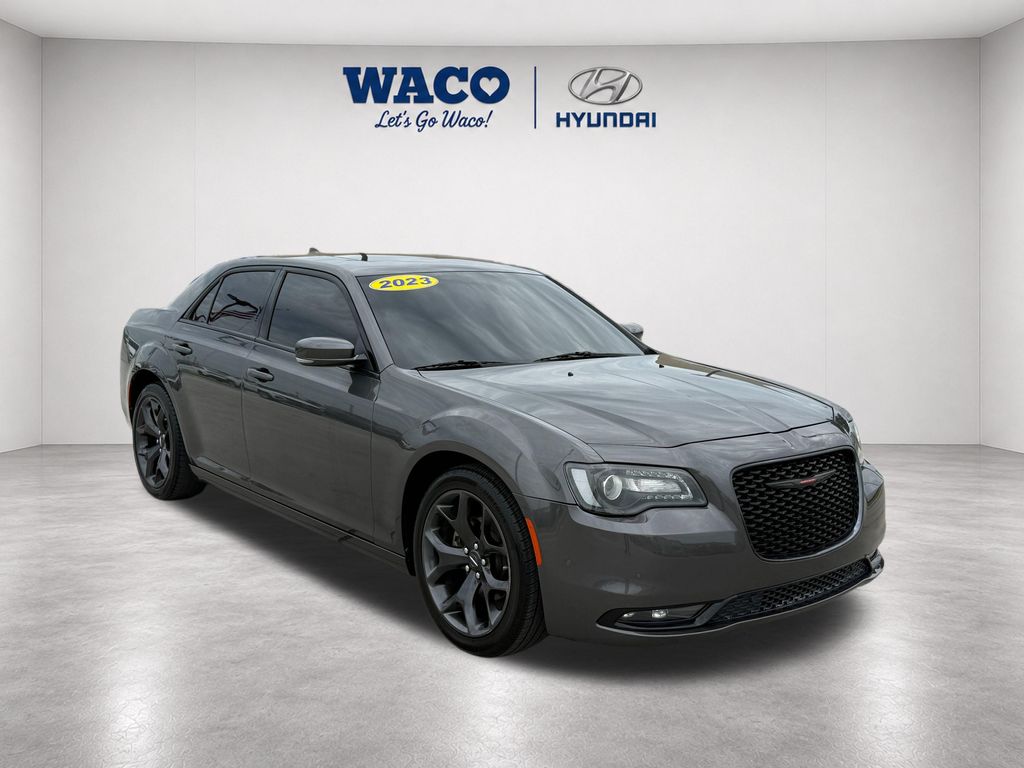 2023 Chrysler 300 S V6 RWD