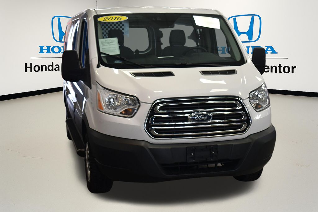 Thumbnail: 2016 Ford Transit Series - 3