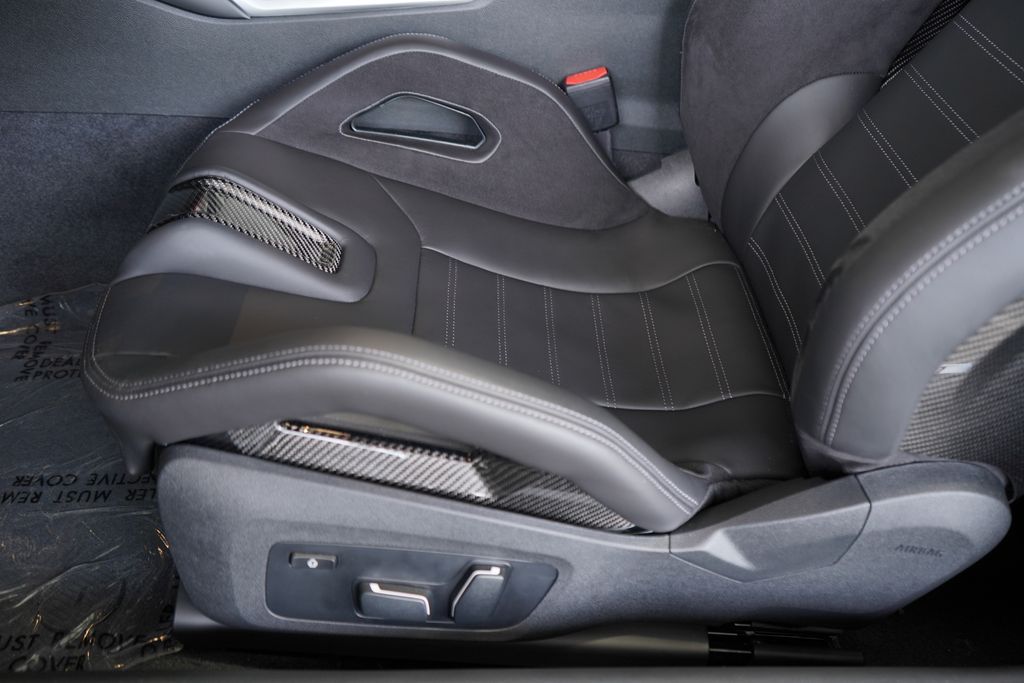 Thumbnail: 2025 BMW M2 - 12