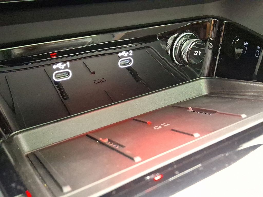 Thumbnail: 2025 Audi Q5 - 13