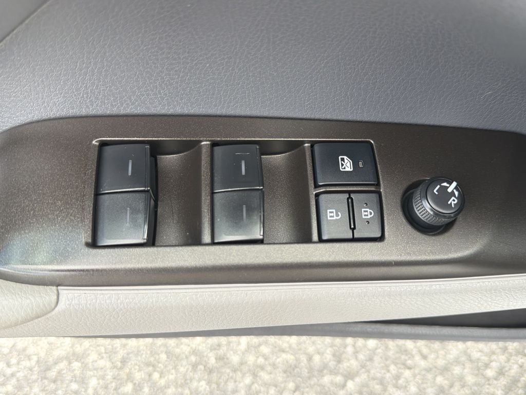 Used 2022 Toyota Camry Hybrid Sedan