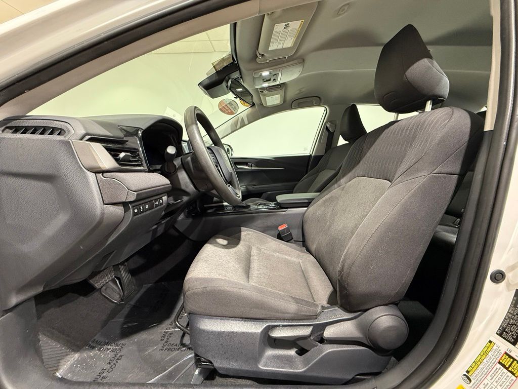 Thumbnail: 2025 Toyota Camry - 12