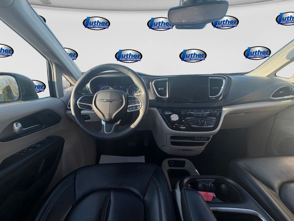 2023 Chrysler Pacifica Touring L Black at Auto Express Mitsubishi