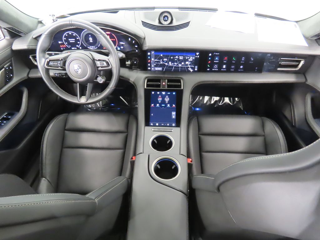 Thumbnail: 2025 Porsche Taycan - 15