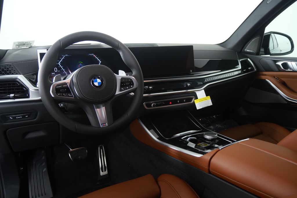 Thumbnail: 2026 BMW X5 - 16