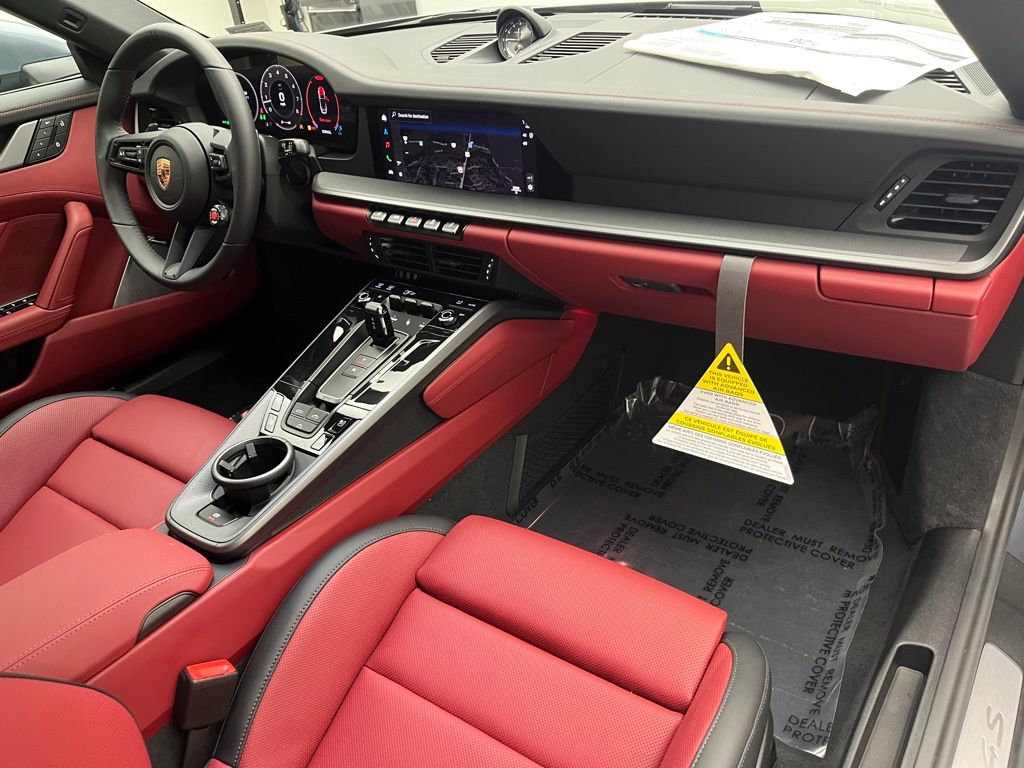 Thumbnail: 2026 Porsche 911 - 30