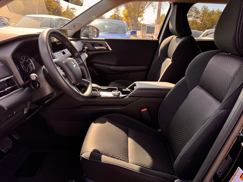New 2026 Mitsubishi Outlander SUV