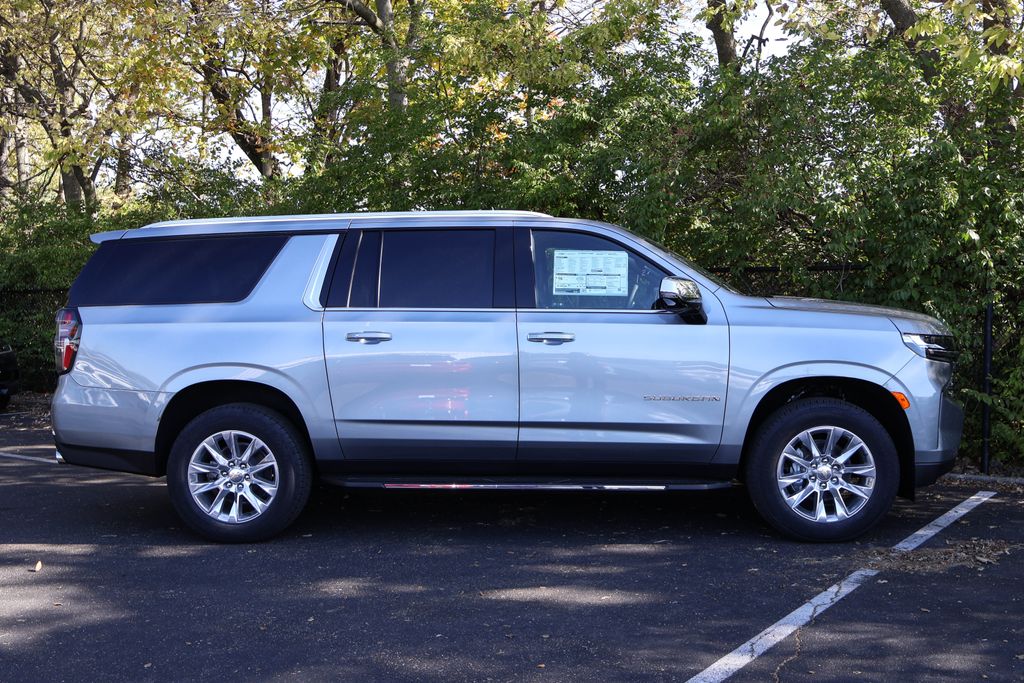 2024 Chevrolet Suburban Premier 9