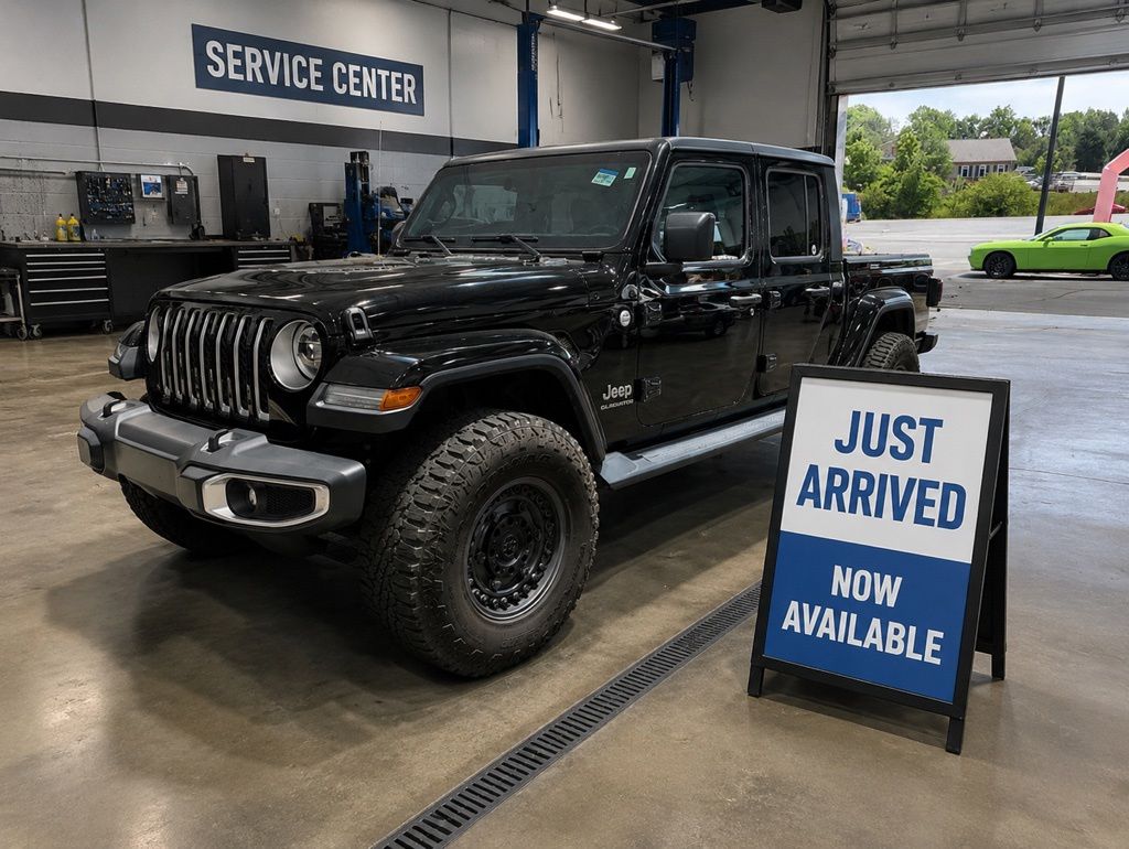 2020 Jeep Gladiator Overland's photo