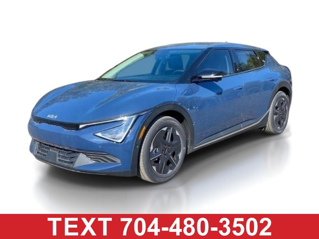 Ceramic White 2025 Kia EV6 Light Long Range RWD SUV / Crossover Rear-Wheel Drive 1-Speed Automatic