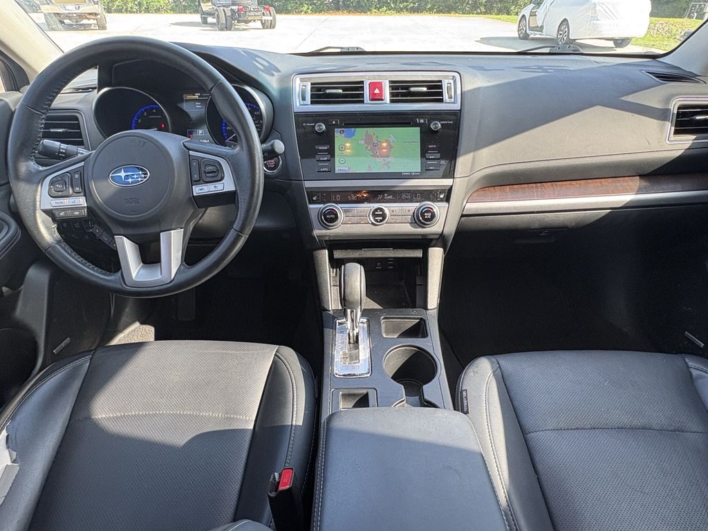 2016 Subaru Outback 2.5i White at Gullo Toyota