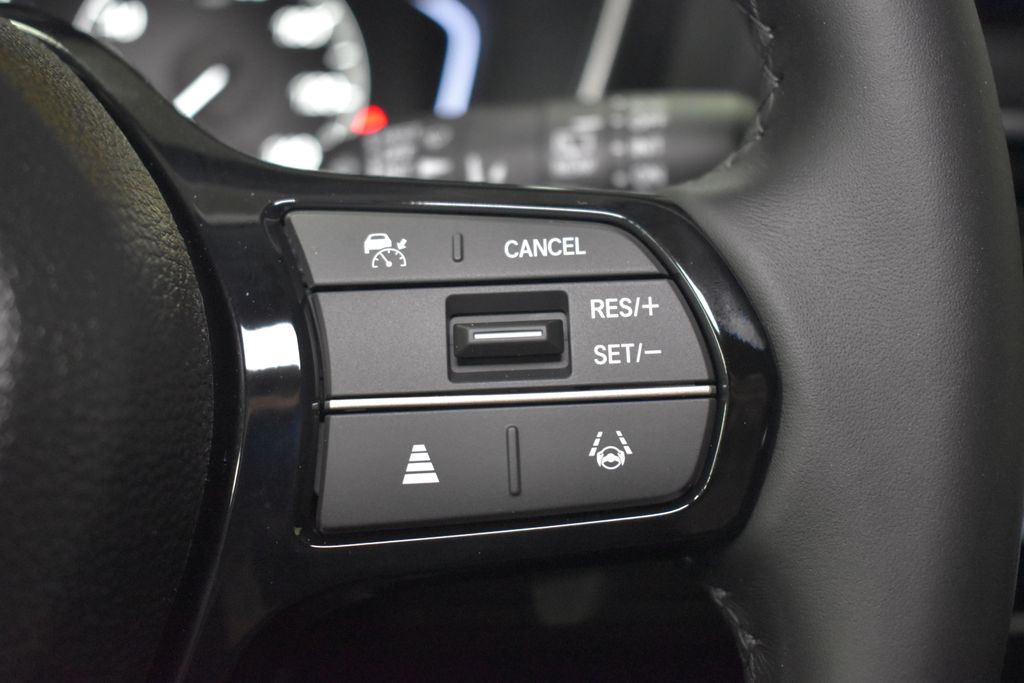 2025 Honda Pilot Touring 18
