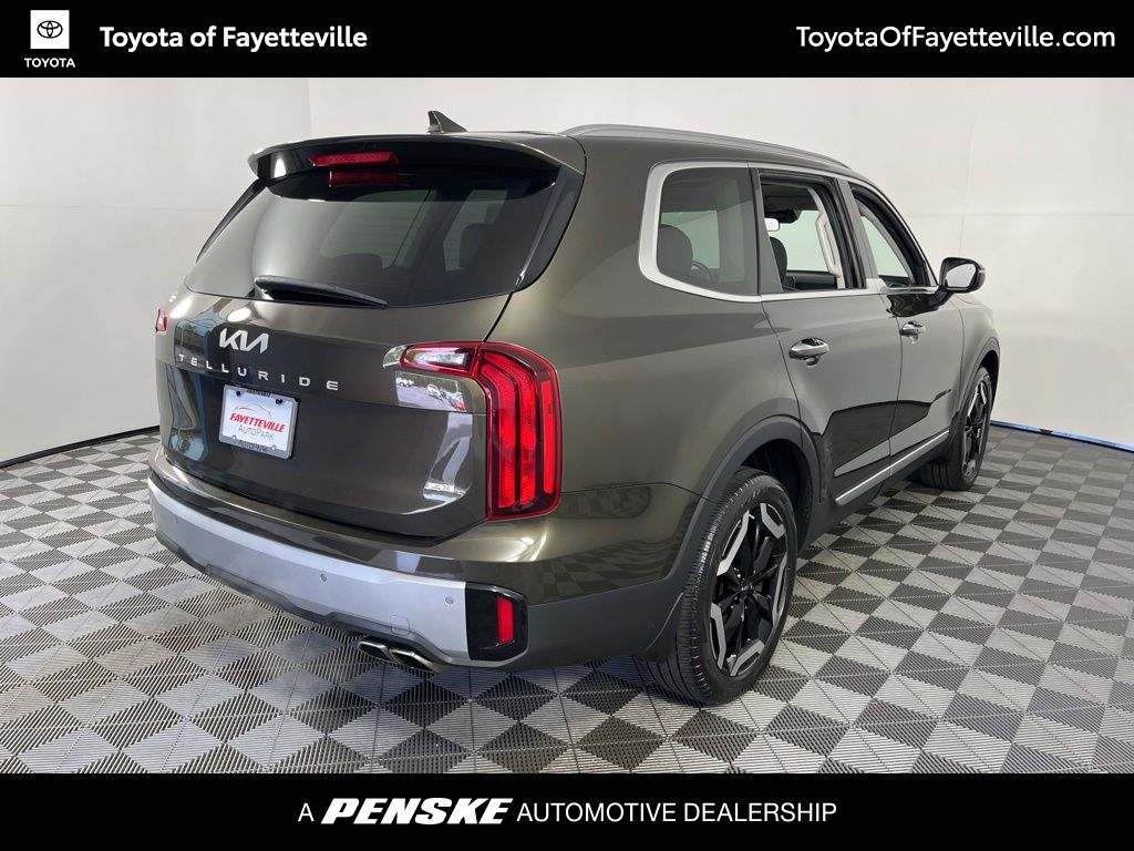 Thumbnail: 2024 Kia Telluride - 17