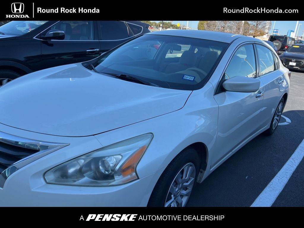 2015 Nissan Altima S -
                Round Rock, TX