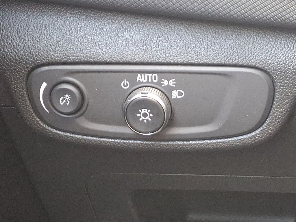 Thumbnail: 2025 Chevrolet TrailBlazer - 24