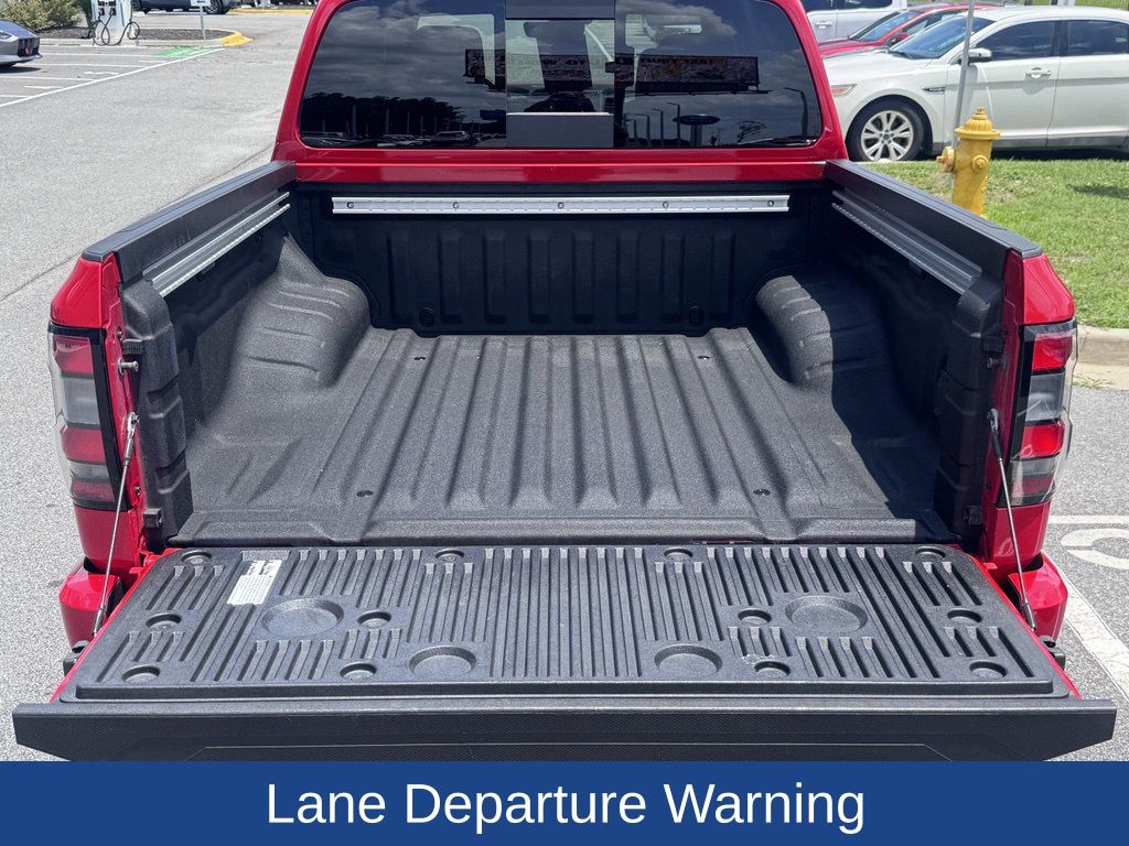 2024 Nissan Frontier Crew Cab PRO-X 4x2