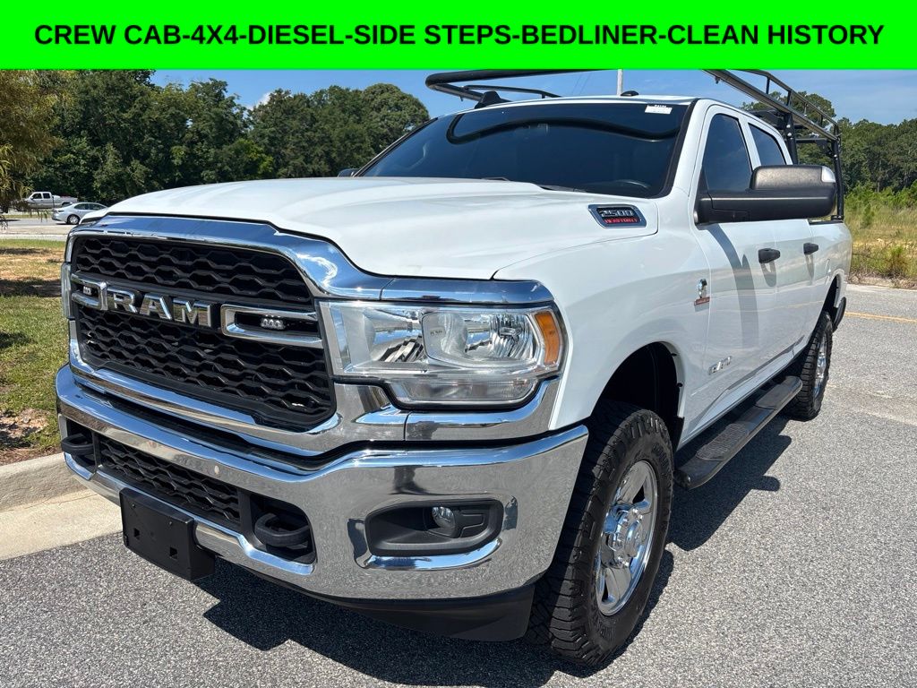 2022 RAM 2500 Tradesman Crew Cab 4WD