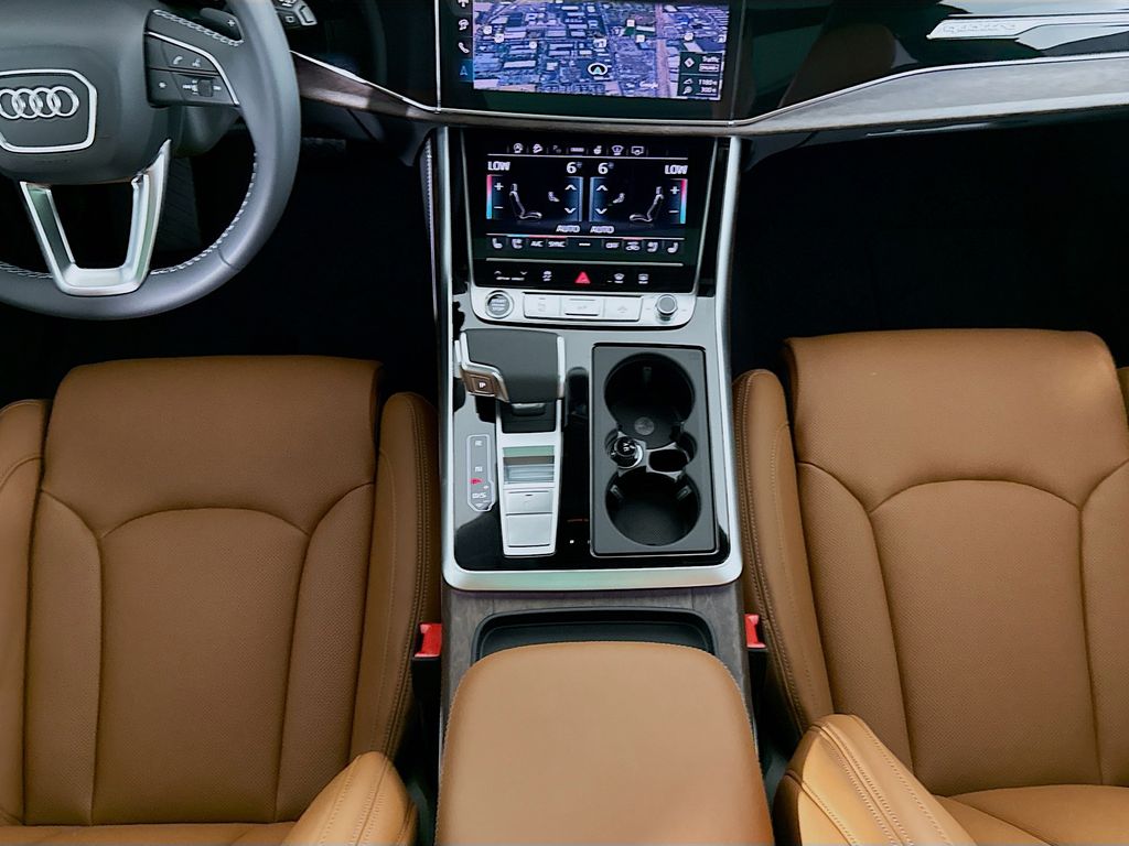 Thumbnail: 2026 Audi Q8 - 18