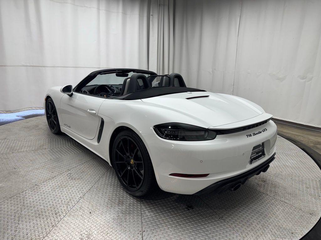 2025 Porsche 718 Boxster GTS 3