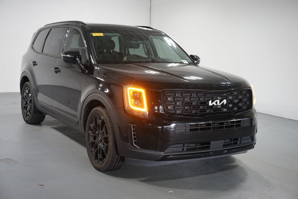 Thumbnail: 2022 Kia Telluride - 3