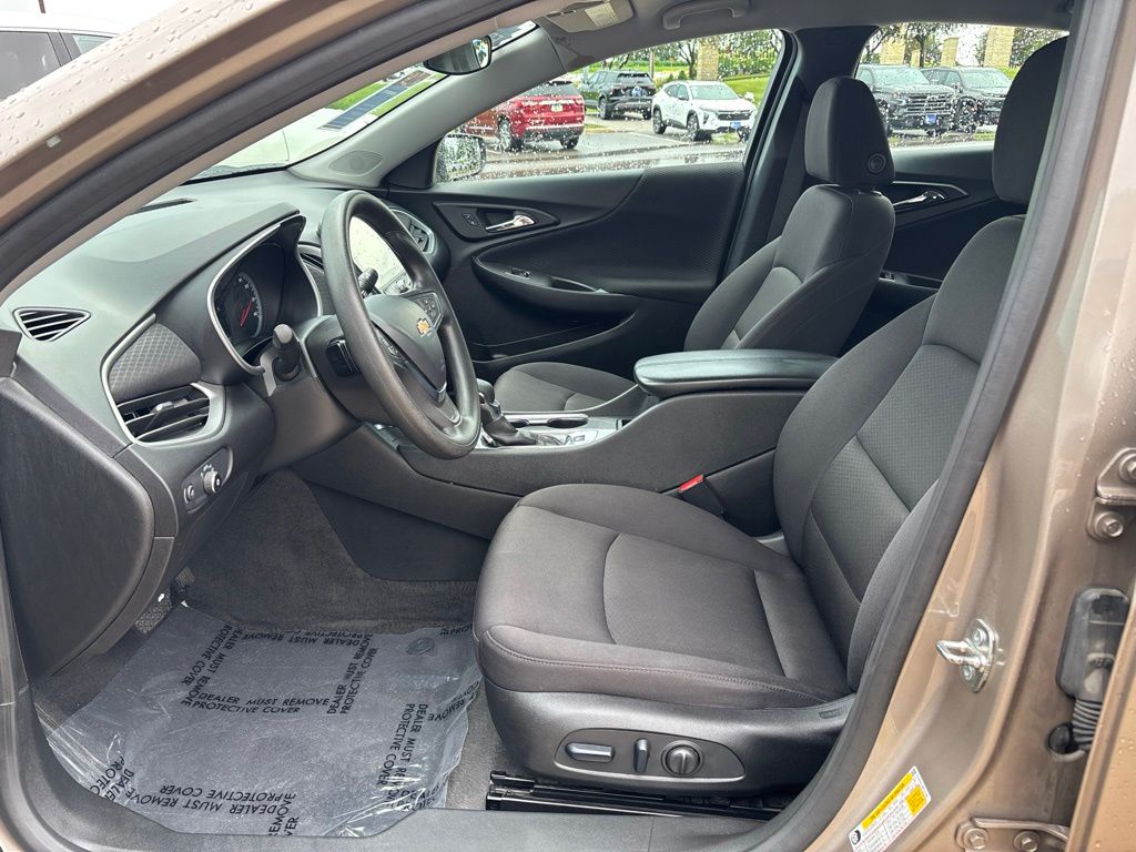 Used 2024 Chevrolet Malibu Sedan