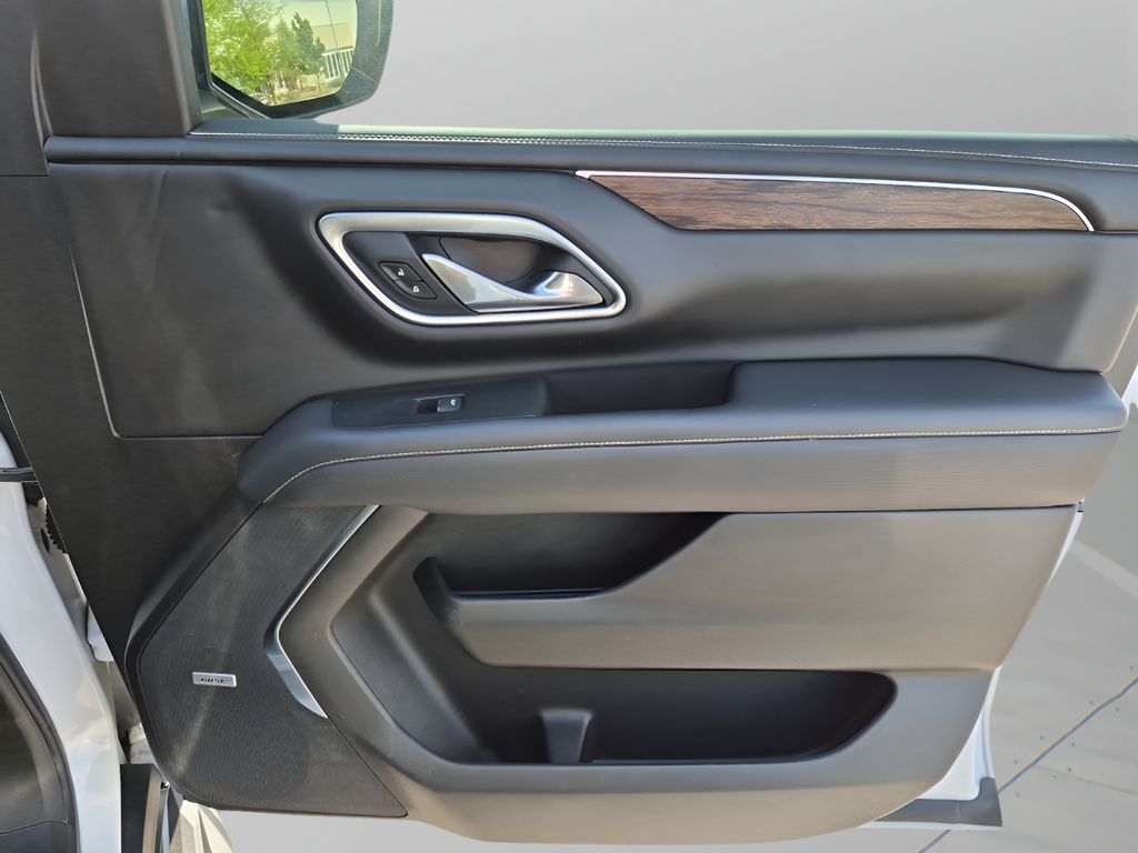 Used Car 2021 Chevrolet Suburban  Premier For Sale Under $40,000 In Austin, Texas