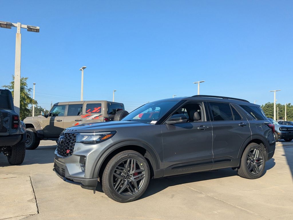 2025 Ford Explorer ST